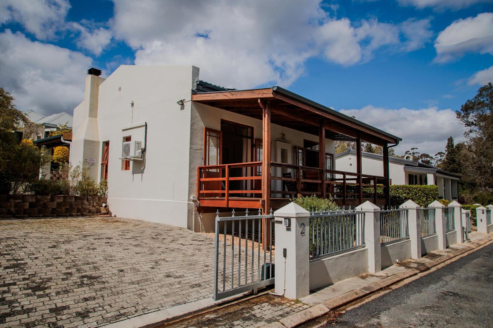 Aan De Heuvel Self-Catering Cottages Swellendam Exterior photo