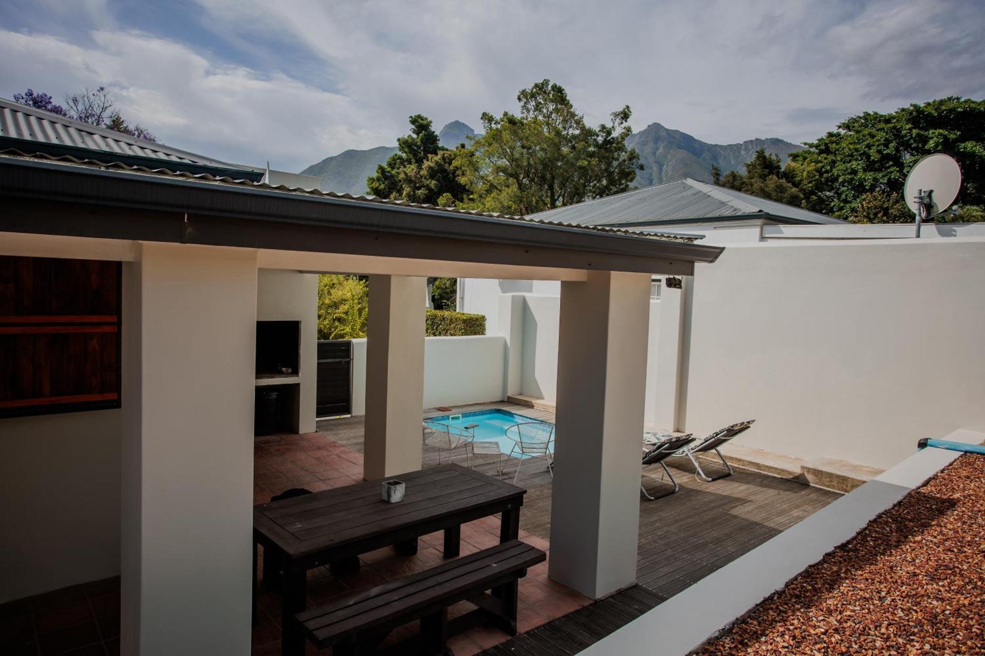 Aan De Heuvel Self-Catering Cottages Swellendam Exterior photo