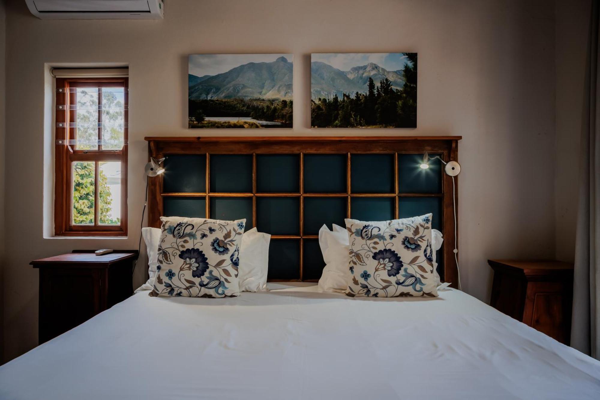 Aan De Heuvel Self-Catering Cottages Swellendam Exterior photo
