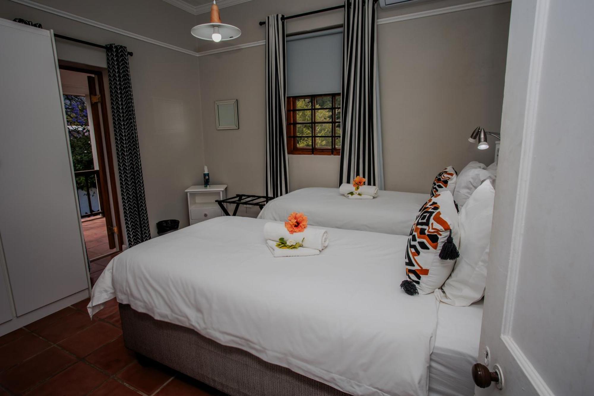 Aan De Heuvel Self-Catering Cottages Swellendam Exterior photo