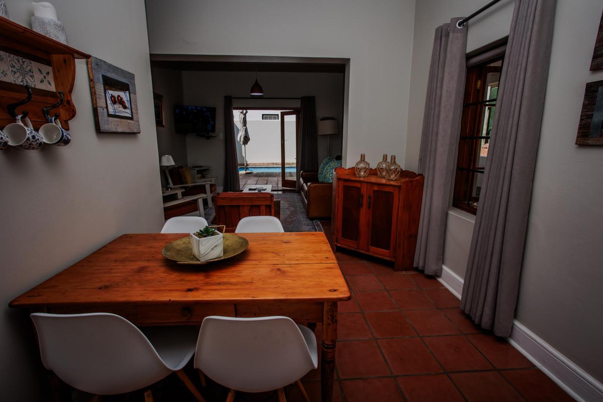 Aan De Heuvel Self-Catering Cottages Swellendam Exterior photo