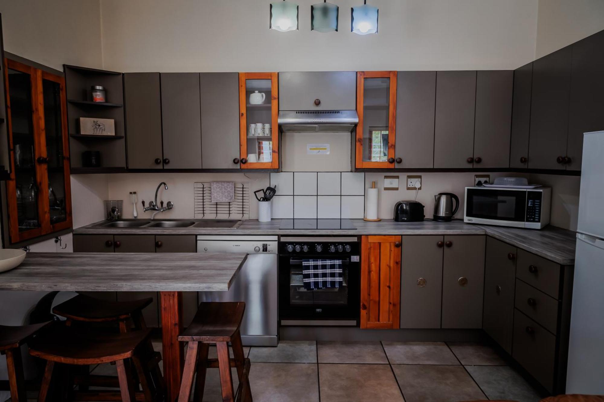 Aan De Heuvel Self-Catering Cottages Swellendam Exterior photo